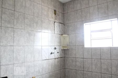 Banheiro de casa à venda com 2 quartos, 70m² em Jardim das Tulipas, Jundiaí