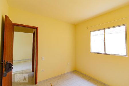 quarto 2 de apartamento para alugar com 2 quartos, 60m² em Sítio Cercado, Curitiba