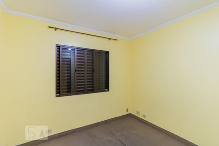 Quarto 1 de casa para alugar com 3 quartos, 150m² em Parque Santa Madalena, São Paulo