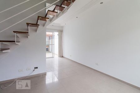 Casa de condomínio à venda com 87m², 2 quartos e 2 vagasSala