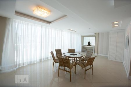 Apartamento à venda com 3 quartos, 360m² em Recreio dos Bandeirantes, Rio de Janeiro