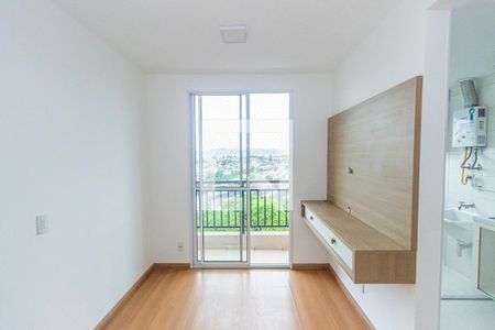 Sala de apartamento para alugar com 2 quartos, 48m² em Irajá, Rio de Janeiro