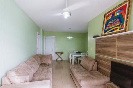 Sala de apartamento para alugar com 3 quartos, 83m² em Pechincha, Rio de Janeiro