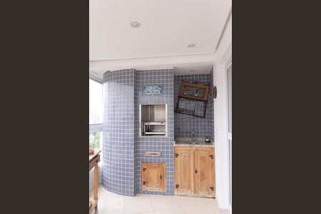 Apartamento à venda com 150m², 2 quartos e 3 vagas Apartamento à venda com 150m², 2 quartos e 3 vagasVaranda