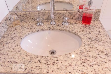 Apartamento à venda com 150m², 2 quartos e 3 vagas Apartamento à venda com 150m², 2 quartos e 3 vagasQuarto 1 - suite