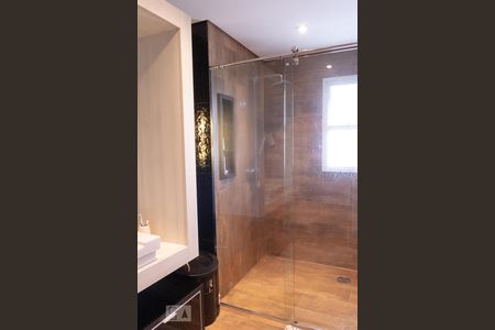 Apartamento à venda com 150m², 2 quartos e 3 vagas Apartamento à venda com 150m², 2 quartos e 3 vagasQuarto 2 - suite