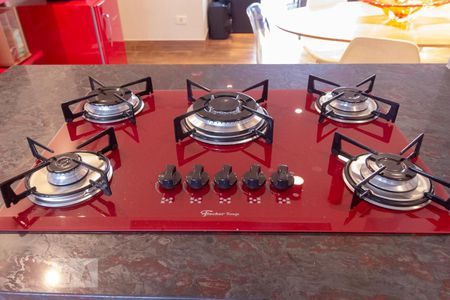 Apartamento à venda com 150m², 2 quartos e 3 vagas Apartamento à venda com 150m², 2 quartos e 3 vagasCozinha