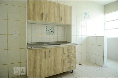 Cozinha de apartamento para alugar com 2 quartos, 52m² em Santo Antônio, Porto Alegre