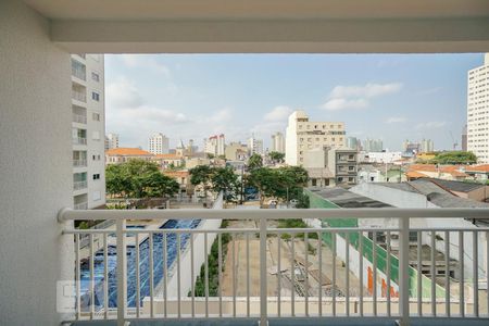 Vista sala de apartamento à venda com 2 quartos, 73m² em Vila Califórnia, São Paulo