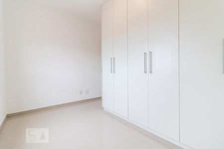 Quarto 2 de apartamento para alugar com 3 quartos, 73m² em Jardim Belval, Barueri