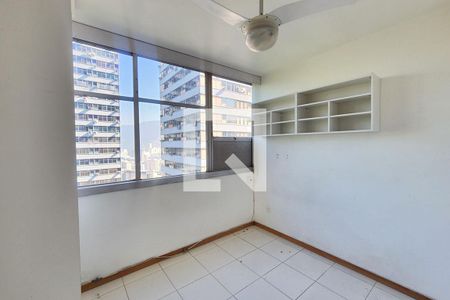 Quarto 1 de apartamento para alugar com 3 quartos, 97m² em Botafogo, Rio de Janeiro