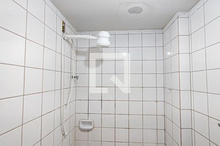 banheiro de apartamento para alugar com 1 quarto, 35m² em Curicica, Rio de Janeiro