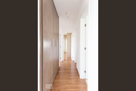 Corredor de apartamento à venda com 3 quartos, 87m² em Parque Prado, Campinas
