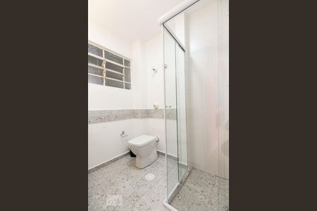Banheiro  de apartamento para alugar com 1 quarto, 50m² em Brás, São Paulo