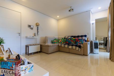 Sala de apartamento para alugar com 1 quarto, 57m² em Cambuí, Campinas