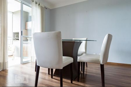 Sala de apartamento para alugar com 2 quartos, 90m² em Mansões Santo Antonio, Campinas