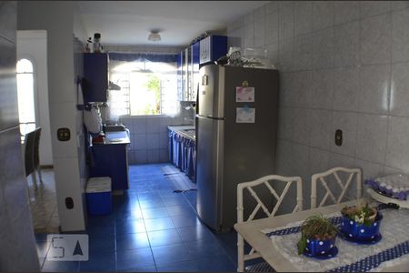 Casa à venda com 4 quartos, 125m² em Santa Amélia, Belo Horizonte