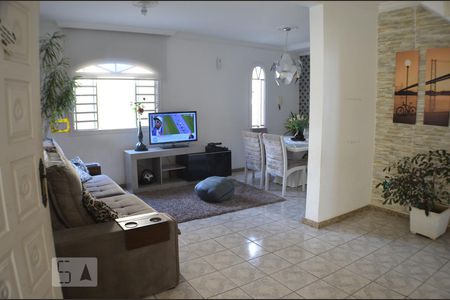 Casa à venda com 4 quartos, 125m² em Santa Amélia, Belo Horizonte