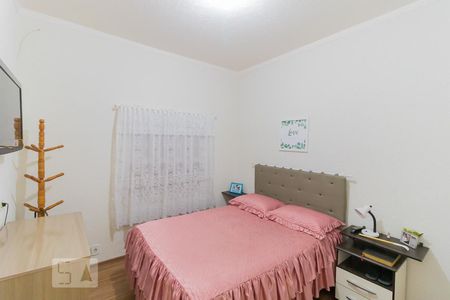 Quarto 1 de casa à venda com 4 quartos, 200m² em Vila Nhocune, São Paulo