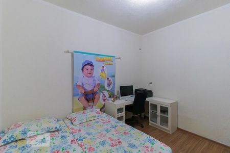 Quarto 2 de casa à venda com 4 quartos, 200m² em Vila Nhocune, São Paulo