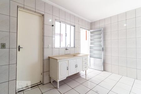 Cozinha de casa para alugar com 1 quarto, 40m² em Vila Inglesa, São Paulo