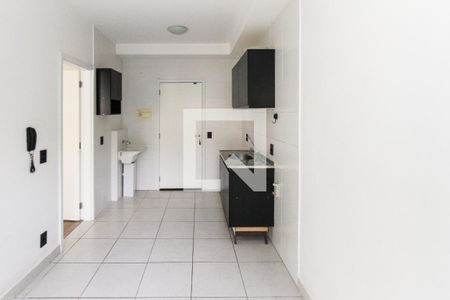 Sala de apartamento para alugar com 1 quarto, 40m² em Vila Alpina, São Paulo