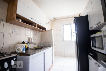 cozinha de apartamento à venda com 3 quartos, 75m² em Conjunto Residencial Souza Queiroz, Campinas