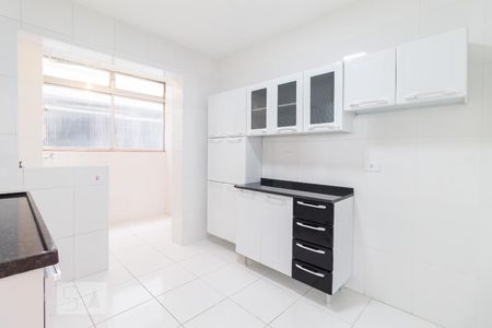 Cozinha de apartamento para alugar com 2 quartos, 55m² em Vila Prudente, São Paulo