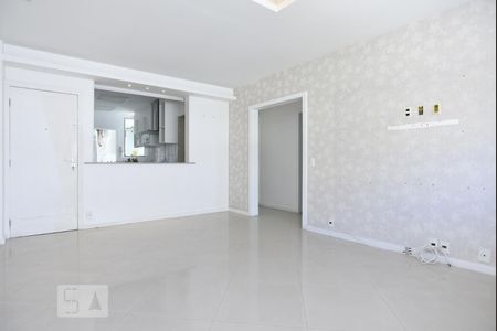 Sala de apartamento à venda com 2 quartos, 90m² em Jardim Guanabara, Rio de Janeiro