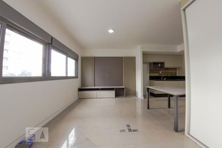 Quarto e sala de kitnet/studio à venda com 1 quarto, 37m² em Vila Jardim, Porto Alegre