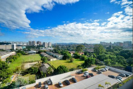 Vista de apartamento à venda com 2 quartos, 60m² em Vila Anastácio, São Paulo