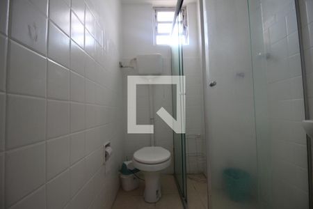 Banheiro da Suíte de apartamento para alugar com 1 quarto, 36m² em Rio Branco, Porto Alegre