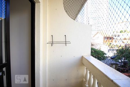 Varanda de apartamento para alugar com 3 quartos, 73m² em Chácara Inglesa, São Paulo