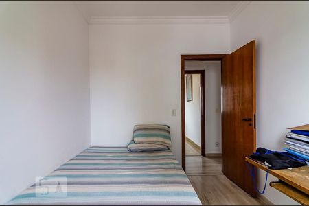 Quarto 1 de apartamento para alugar com 3 quartos, 170m² em Fernão Dias, Belo Horizonte