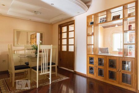 Sala de casa de condomínio para alugar com 3 quartos, 145m² em Jardim Itu Sabará, Porto Alegre