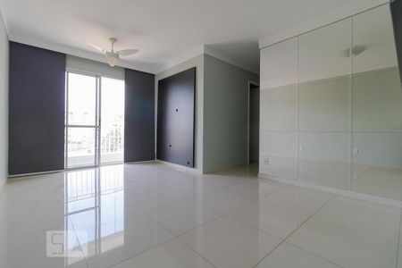 Sala de apartamento para alugar com 3 quartos, 75m² em Parque Brasília, Campinas
