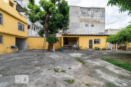 Quintal de apartamento para alugar com 3 quartos, 700m² em Penha Circular, Rio de Janeiro