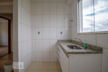 Cozinha de apartamento à venda com 2 quartos, 54m² em Aparecida, Belo Horizonte