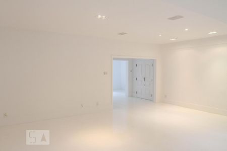 Sala de casa à venda com 4 quartos, 400m² em Gávea, Rio de Janeiro