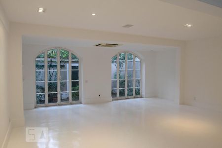 Sala de casa à venda com 4 quartos, 400m² em Gávea, Rio de Janeiro