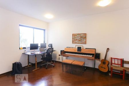 Sala de apartamento para alugar com 3 quartos, 166m² em Sumarezinho, São Paulo