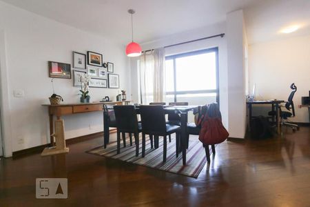 Sala de apartamento para alugar com 3 quartos, 166m² em Sumarezinho, São Paulo