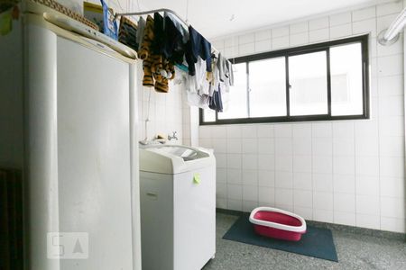 Área de Serviço de apartamento para alugar com 3 quartos, 166m² em Sumarezinho, São Paulo