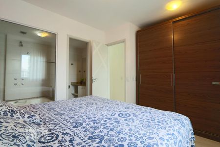 Quarto suíte  de apartamento para alugar com 2 quartos, 85m² em Jacarepaguá, Rio de Janeiro