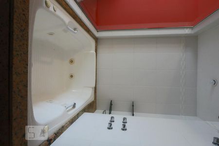 Banheiro suíte de apartamento para alugar com 2 quartos, 85m² em Jacarepaguá, Rio de Janeiro