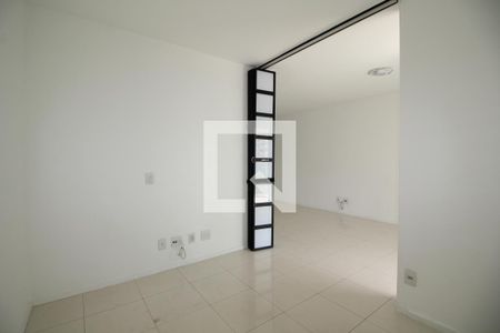 Quarto 1 de apartamento para alugar com 3 quartos, 85m² em Jacarepaguá, Rio de Janeiro