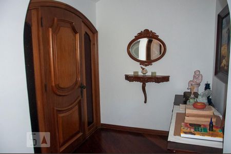 Hall de Entrada de apartamento à venda com 4 quartos, 300m² em Vila Assunção, Porto Alegre