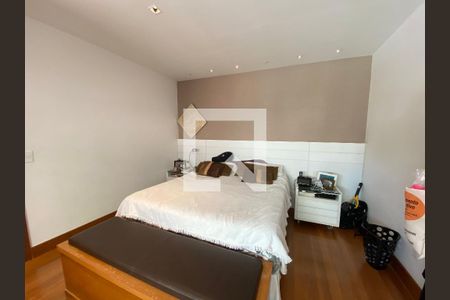 Apartamento à venda com 4 quartos, 246m² em Serra, Belo Horizonte