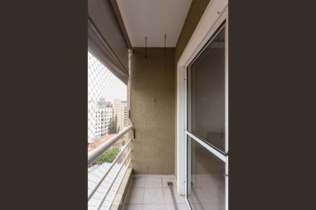 Varanda de apartamento para alugar com 3 quartos, 82m² em Vila Lemos, Campinas