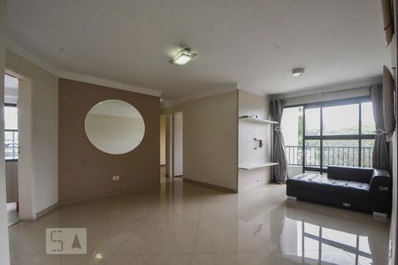 Sala de apartamento para alugar com 3 quartos, 70m² em Interlagos, São Paulo